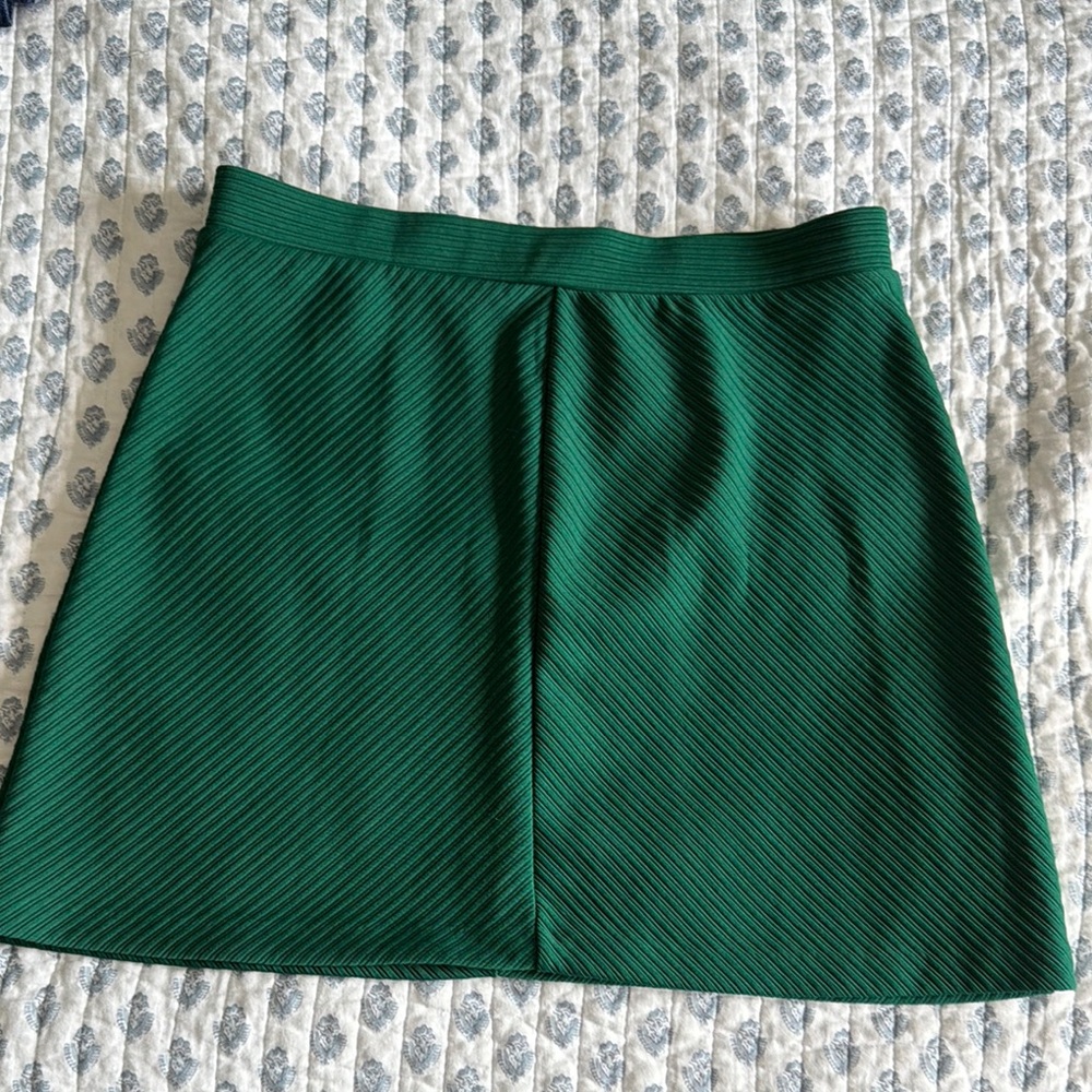 H&M Green Textured Mini Skirt